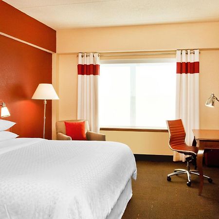 Four Points by Sheraton Louisville Airport Extérieur photo