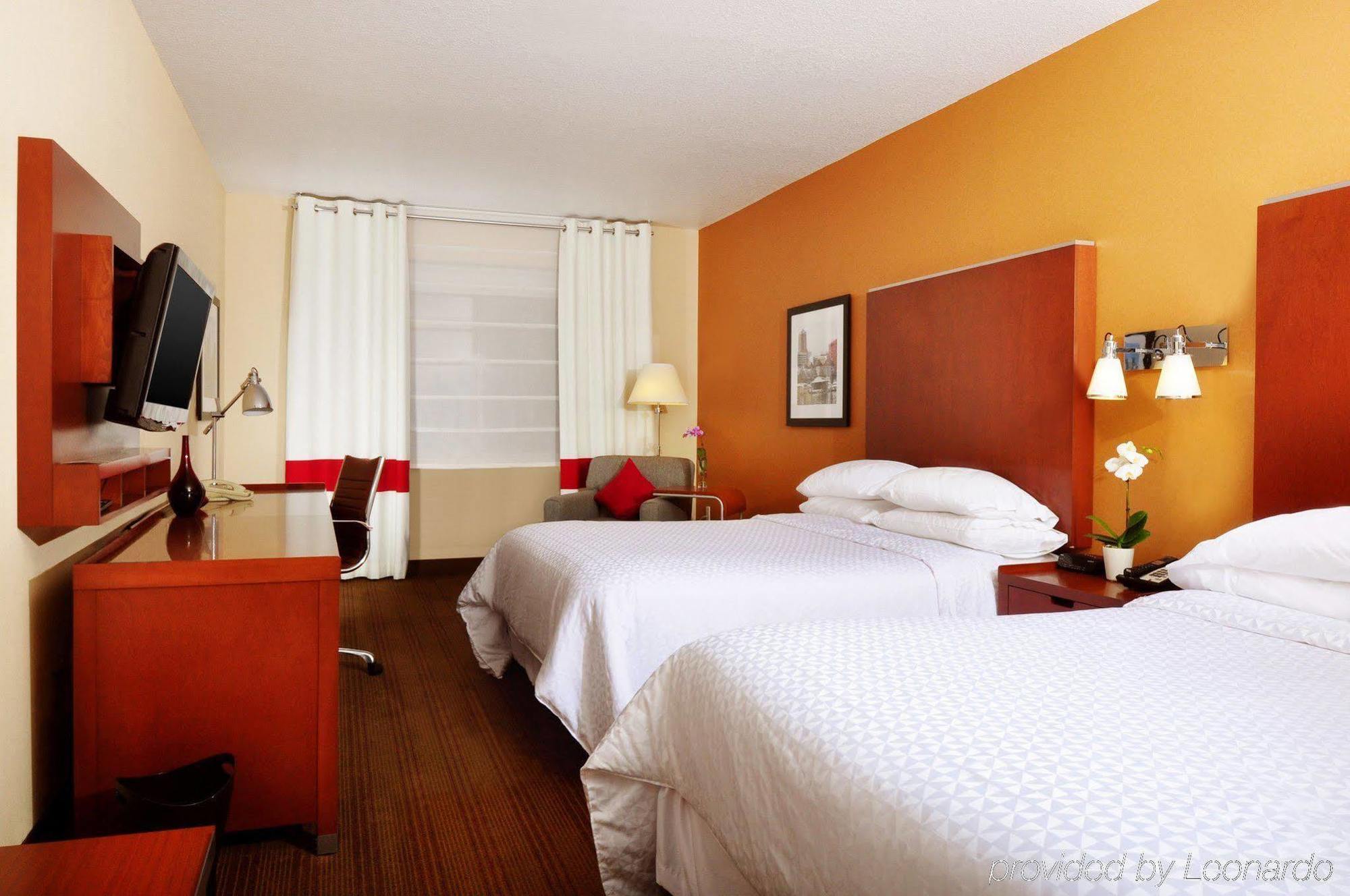 Four Points by Sheraton Louisville Airport Extérieur photo